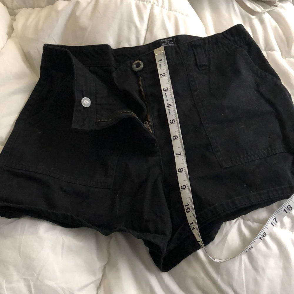 High waisted Black Shorts